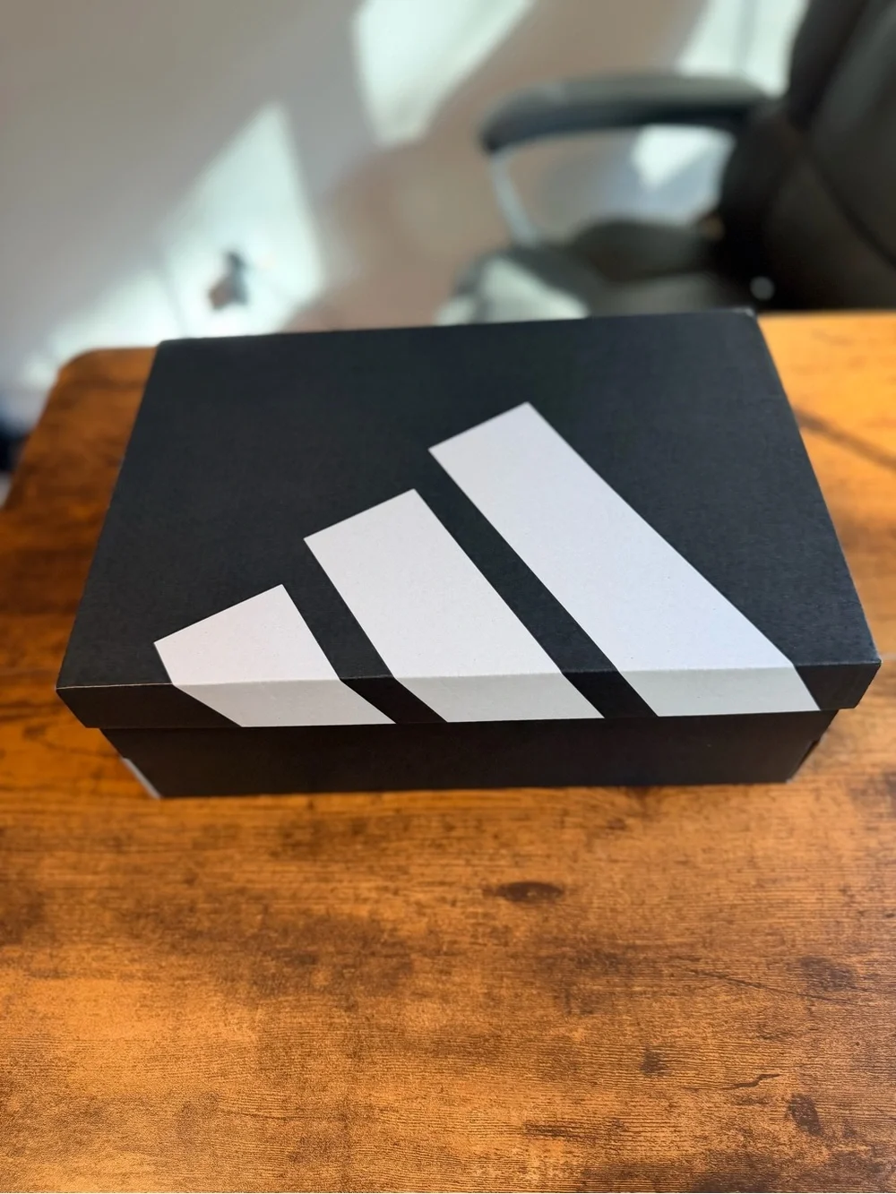 Adidas White & Blue Running Shoes 9M/10W